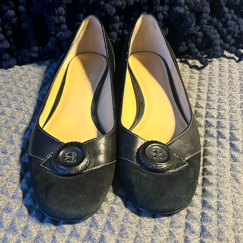 Loft slip on flats. Suede and leather button detail. 6.5